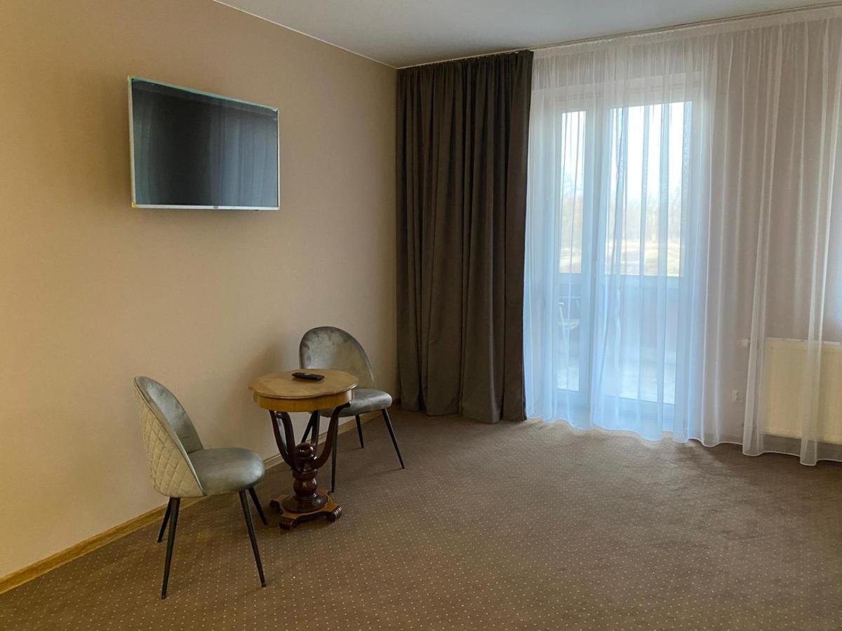 Hotel Baltazar بوتوسك المظهر الخارجي الصورة