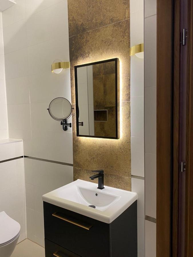Hotel Baltazar بوتوسك المظهر الخارجي الصورة