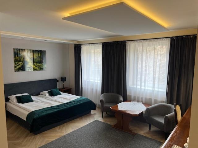 Hotel Baltazar بوتوسك المظهر الخارجي الصورة